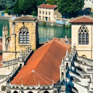https://appartement-vignes-vienne-nord.hotels-rhonealpes.com